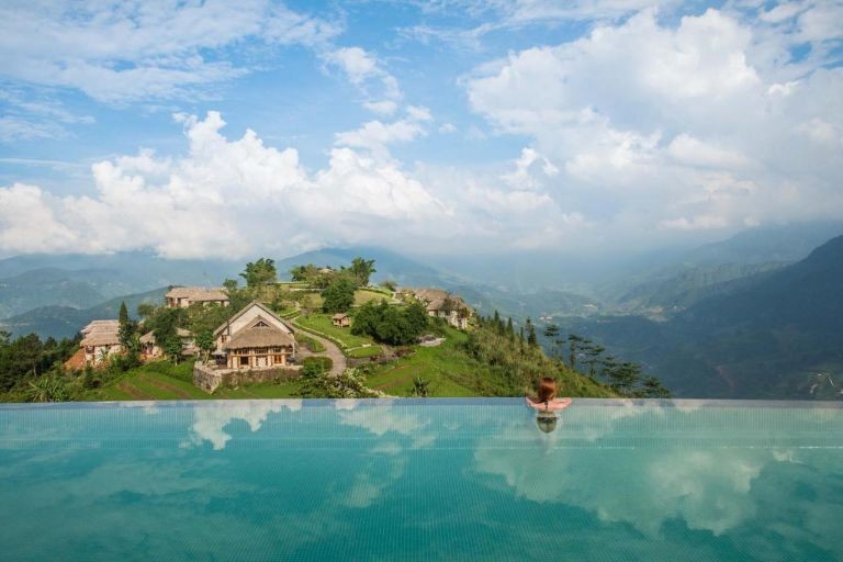 Hồ nước mặn cao nhất Việt Nam tại Topas Sapa Resort (