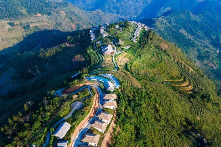 Topas Sapa Resort tọa lạc tại khu bảo tồn Hoàng Liên 