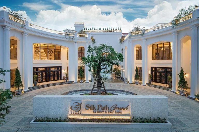 Silkpath Resort với thiết kế châu Âu như một lâu đài 