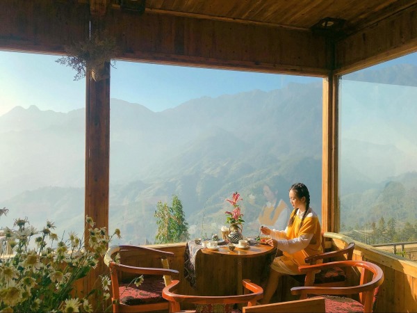 Viettrekking Coffee từ lâu được xem là quán cafe “must go” tại Sapa với view tuyệt đẹp